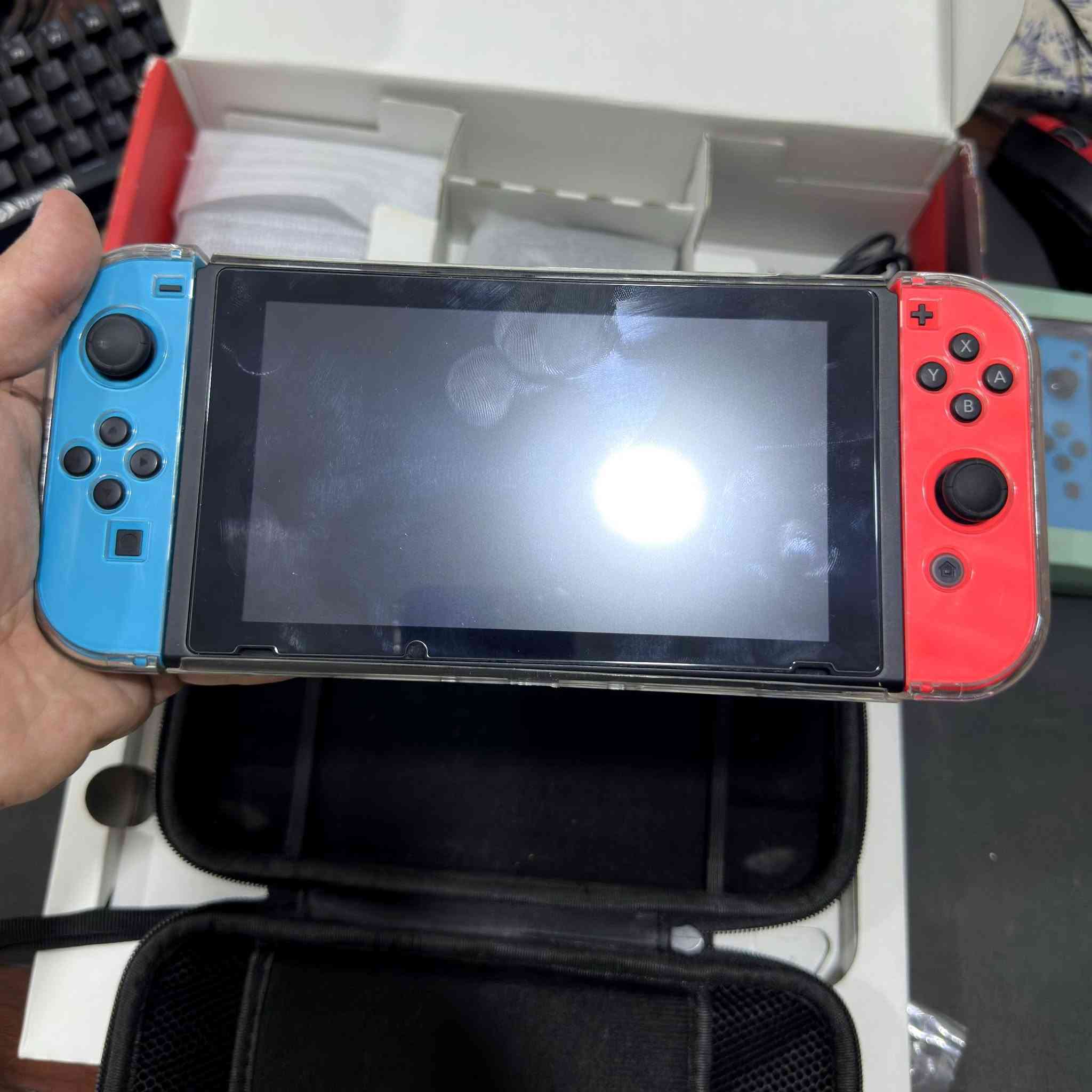 السلام عليكم اخواني
Nintendo switch 
مهكر نظامين اونلاين واوفلاين ذاكرة 256 استخدام اقل من شهر كلى كد تختيم لعبتين سبب البيع عدم التفرغ

 الجهاز جديد واغلب غراضة بعدها مغلفة مثل ما موضح بالصور يجي وياه جنطة وبكج حماية وجويكونز اضافيات

سعرة 325الف مكاني موصل


**إذا كنت صاحب هذا الإعلان وتريد حذفه لأي سبب، رجاءا أرسل رسالة إلى الدعم الفني**