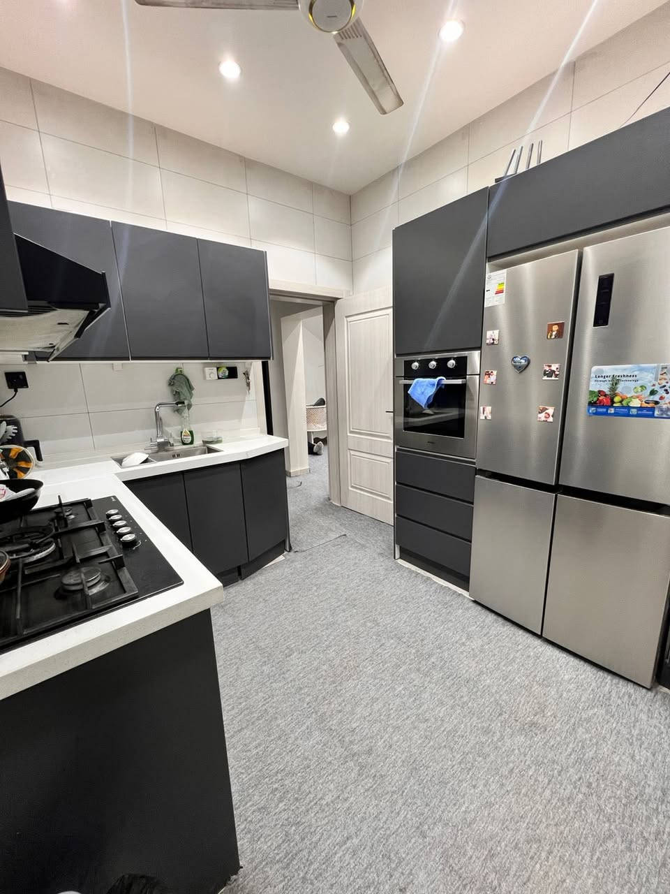 الدار للبيع ركن المساحة 60متر طابق ونص                             البوبيات قبل اسواق برتقالة عامود 53 
يبعد عن الشارع العام 100 متر 
 ***********
