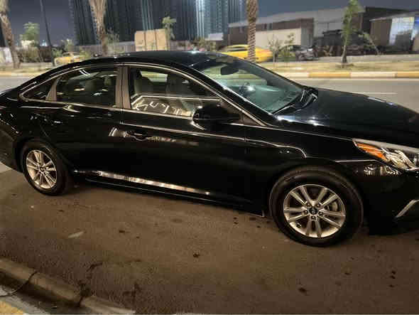 السلام عليكم شباب عندي سوناتا 2017 وارد امريكي حادثها بابين جهة السكن مبدلات ومصبوغات وبالعراق بيها جاملغ خلفي جهة السائق صار بي صبغ السيارة كَير ومكينة مكفولات وتبريد ثلج السيارة رايدها ب 121$ وللاستفسار اكثر الاتصال على *********** بغداد
