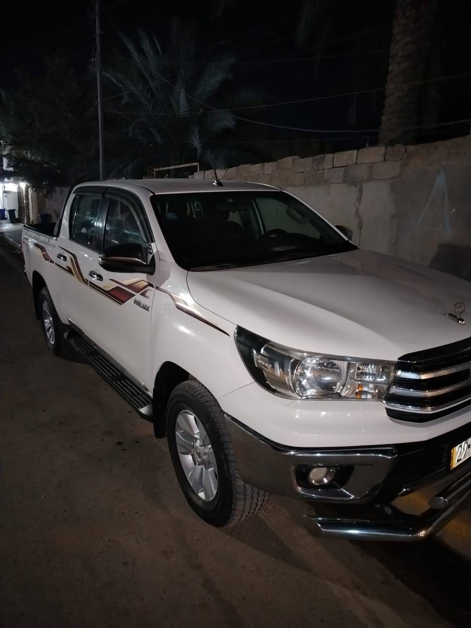 للبيع اومراوس فور ويل اوتوماتيك كفاله عامه ٢٠١٨ 
سعره ٢٦٥ ورقه 
***********
***********
