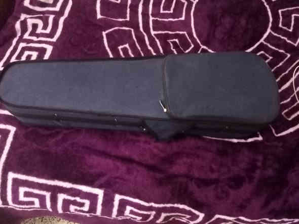 اله كمان للبيع
السعر 75 وبي مجال
تجي وياه وتر واحد +جنطه
للتواصل *********** واتساب
