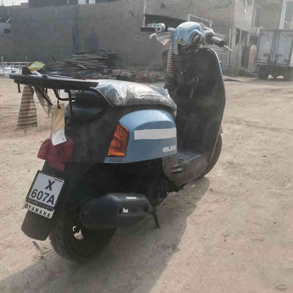 دراجه ماكس بوليس للبيع دراجه خير من الله نكره سلف دراجه كامله بدون نواقص  شغل واطلع لا نضوح لاتبخير بيها سعر الدراجه 700 وبيها مجال رقم الهاتف ***********
