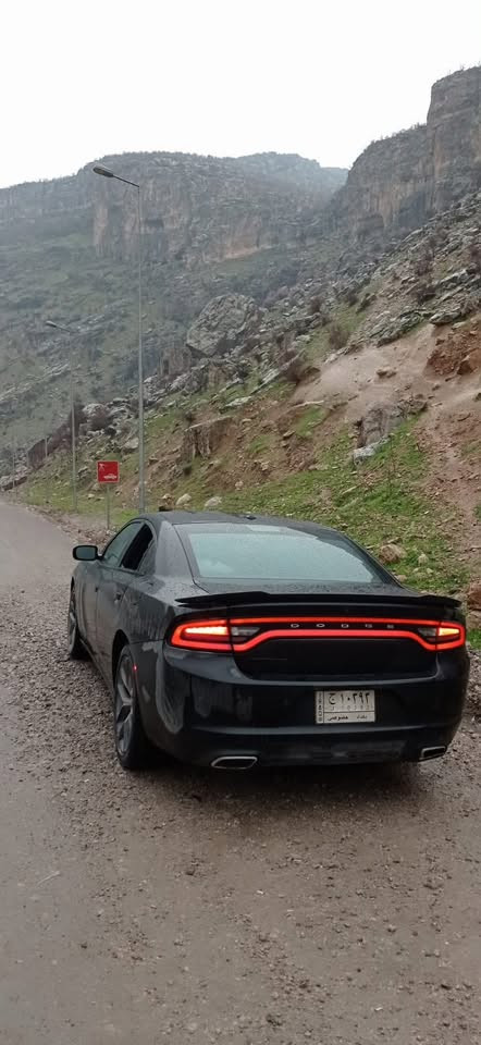 Sxt بلاك توب 2021
رقم بغداد بإسمي
حادث خلفي بدون ايرباك
تو ويل اصل 
ويل 20 اسود كروم اصل
حساسات ورادارات جانبيه وخلفيه 
***********
