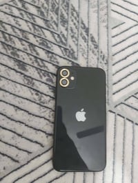 ايفون ١١ • ١٢٨ • بطاريه ٧٠