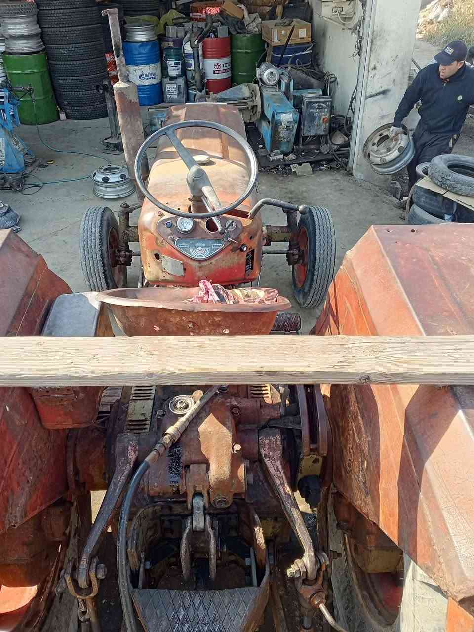 سلام عليكم مكينه عنتر 85 للبيع كير محرك اكسل كلة جاهزة مكينة وضع شركة مكان ديالى بعقوبة بهرز ***********
