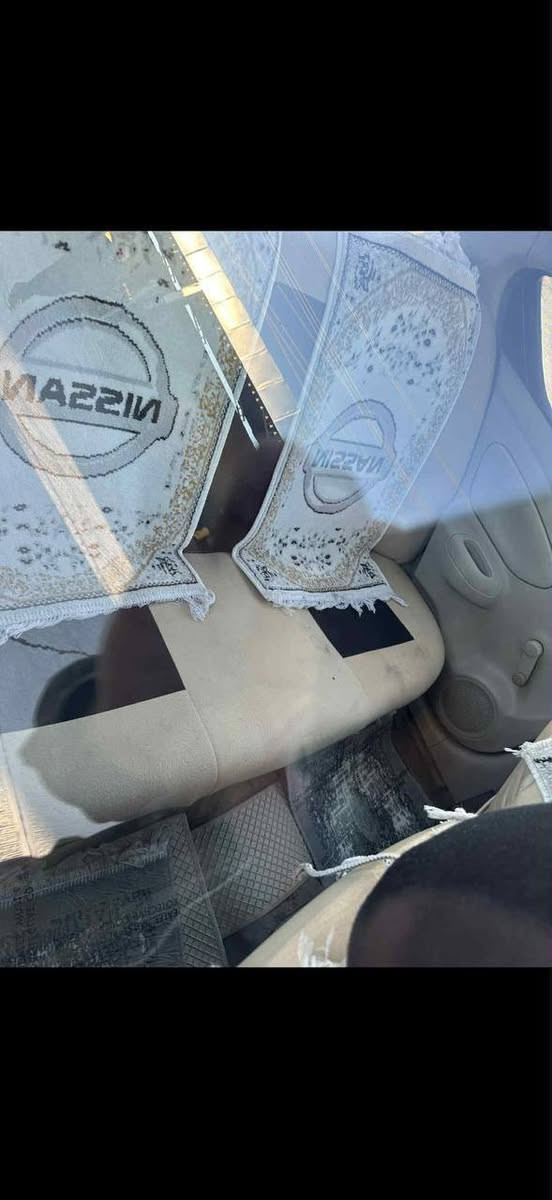 سلام علیک نیسان سەنی مۆدێل 2016 بۆ فرۆشتن گێروو مەکینە بەشەرت سەنەوی نوێ سەیارەکە زۆر جوانە بە نسبەت سبوغ عامە پێش  و پشتی کەمێکی هەیە هی برادەرێکە
نرخی 78 معامەلە 
ژ.م ***********
تەلەفۆن بکەن یان نامە بنێرن واتسئاپیشی لەسەرە أربيل, العراق
