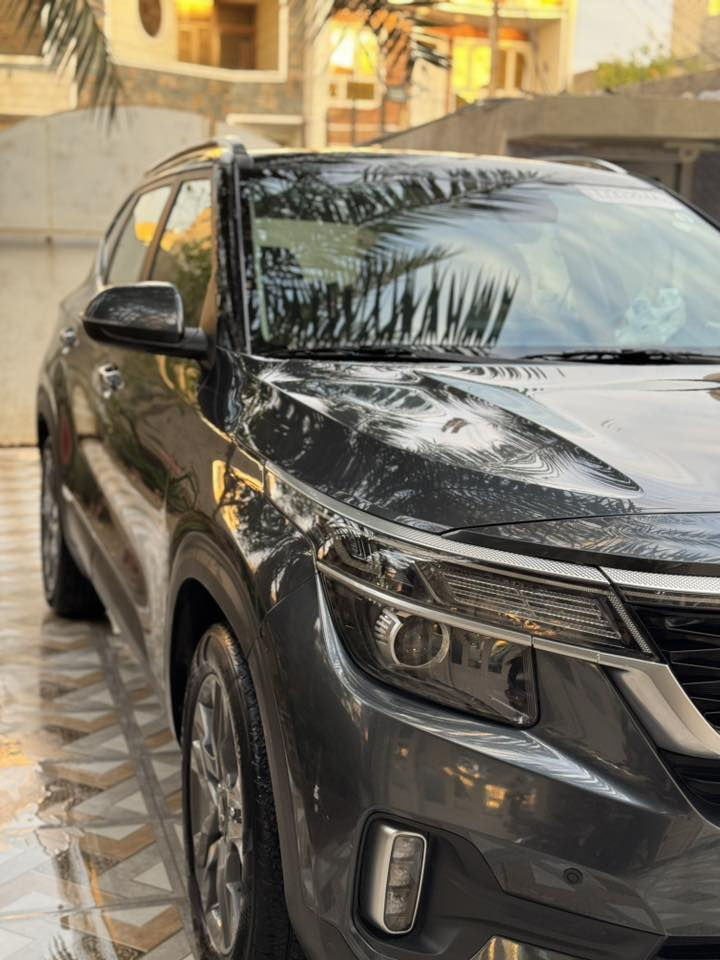 السلام عليكم كيه سيلتوز موديل 2023وارد امريكي السياره فول مواصفات تشغيل عن بعد رادارات حادث فقط الدركه مال ستيرن فقط السياره خير من الله رقم بغداد الدولي  حلوه محرك 1600 مكاني ديالى بعقوبه رقمي ***********
