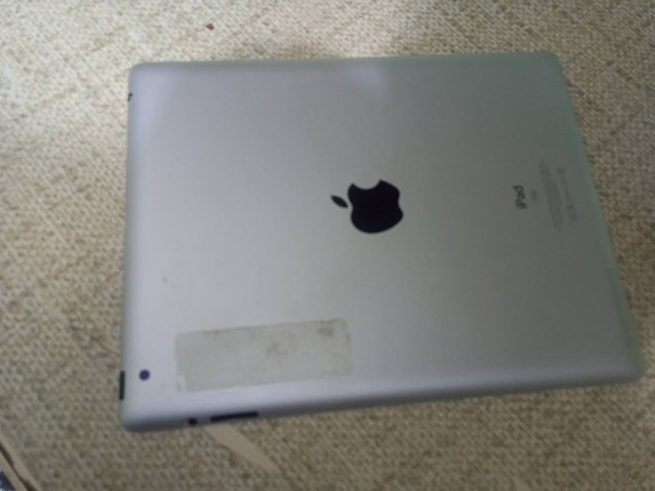 للبيع السعر 50الف بي فطر بشاشه بس مامئثر المكان شهربان رقمي ***********
