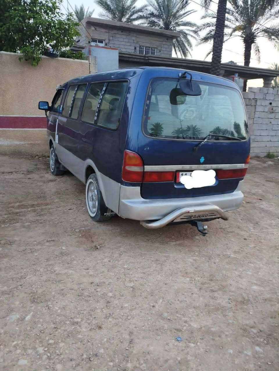 السلام عليكم بريجو للبيع موديل 1997مكينه وكير اكسل مكفولات شواصي واحد جه العبري معمر سياره بلاديه ما عدى ورى باب لسلايت بيها قطعه صغيره مال صبغ كهربائياتها كلهن شغالا ت تخم تاير  سنويه لل 2028شهر 4تحويل مباشر سياره مصفره هيئه وغرامات   المكان ديالى الخالص  ***********
