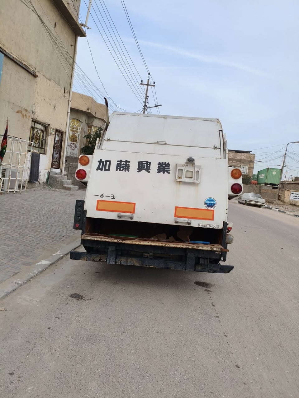 سلام عليكم كابسه نفايات لبيع دخول جديد مامشتقل بالعراق سياره زيرو كفاله عامه مكينه 5 سلندر سنويه بسمي بصره العنوان بصره اتصال على *********** أو ***********
