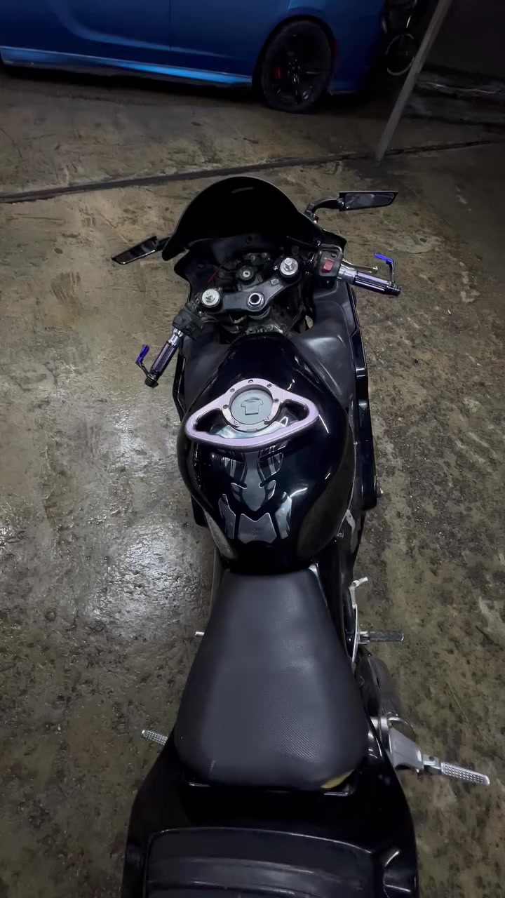 سلام عليكم دراجة F4i-600cc-2004 مكينة خير من الله خرسة تشغيلة نكرة بكل وقت  مكان بغداد
للاستفسار ***********
