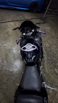 دراجة F4i-600cc-2004 مكينة خير من الله خرسة تشغيلة نكرة بكل وقت  مكان ...