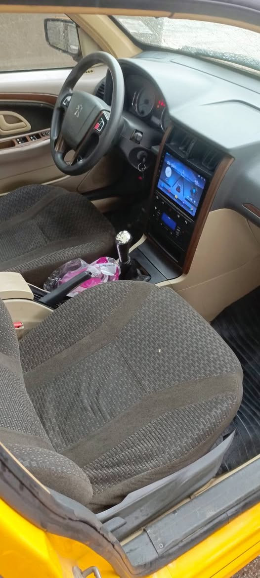 سلام عليكم سيارة بيجو موديل 20 سنوية سقطت صارلها اقل شهر سيارة نضيفة احلا من صورة  جاملغ امامي وبنيد مبدل كير ومكينة كفالة وكشرة حلوةة سيارة مال جناي مامتعوبة ماشية 140 سيارة جاهزة حط كير وطلع كل نقص مابيها سعر 55 ورقة بيها مجال قليل كلش رقم الهاتف تصل وتدلل ***********
