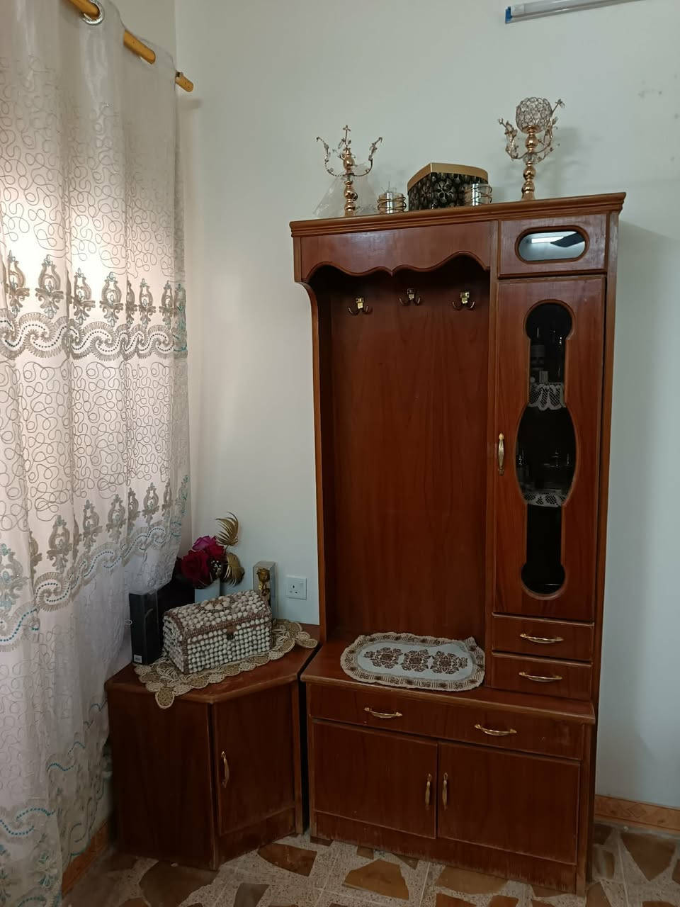 غرفة نوم للبيع ٣٠٠ وبيها مجال


**إذا كنت صاحب هذا الإعلان وتريد حذفه لأي سبب، رجاءا أرسل رسالة إلى الدعم الفني**