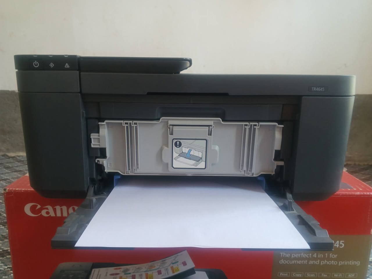 السلام عليكم طابعة للبيع

طابعة كانون كامل مواصفات وضمان سنة
 سكانر ستنساخ ملون وعادي 
تطبع وجهين تلقائي 
فيدر للملازم والكتب دوبلاكس ي
طبع صور معاملات وصور شخصية وpdf  وورق لاسق
وياها سيت احبار 
السعر وباقي التفاصيل مراسلة الحساب او الإتصال ع الرقم التالي ***********
