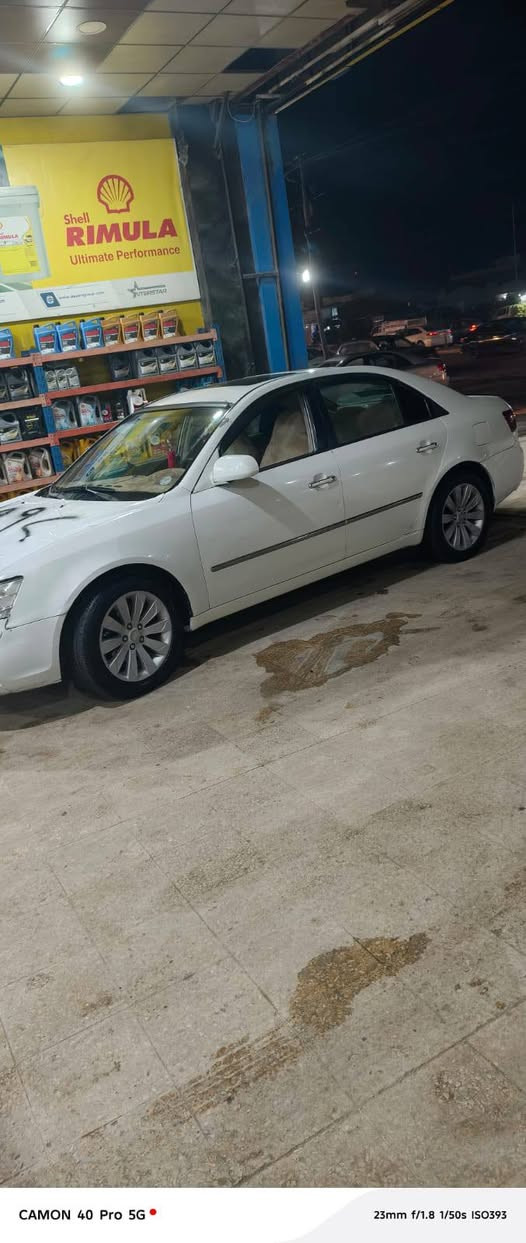 سوناته متوم دهوك شرط موكص
منفيس سابقن مكينة 2400وراد امريكي 
سياره فول كهربائيا كوله شغله ماعايزه بس سايق
***********
مكان السياره اربيل
السعر 60وبيه مجال
