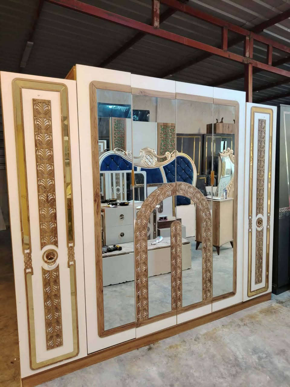 غرفة نوم مستعملة🇹🇷
نضافة85 ٪💯
عدد القطع / 9
شازلون /📥 
نضام / أبواب 💢 
سعرها / 700 💸
شد ونقل داخل بغداد مجاني🚛
يوجود توصيل محافضات 🚛


**إذا كنت صاحب هذا الإعلان وتريد حذفه لأي سبب، رجاءا أرسل رسالة إلى الدعم الفني**