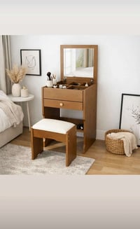 ميز تواليت • ارتفاع ٧٣سم • غرفة نوم