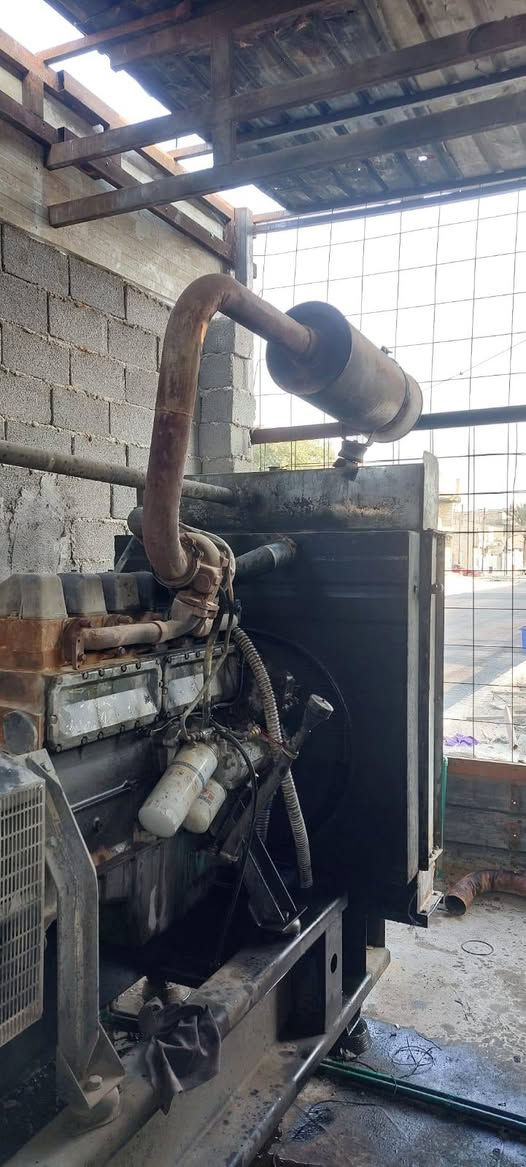 السلام عليكم للبيع مولد سكانيه العدد 2 بومه 94 استندر لاصرف ولابخار واحده 250كيفي وثانيه 350 كيفي مكان بغداد مدينة الصدر) ‏‪***********
