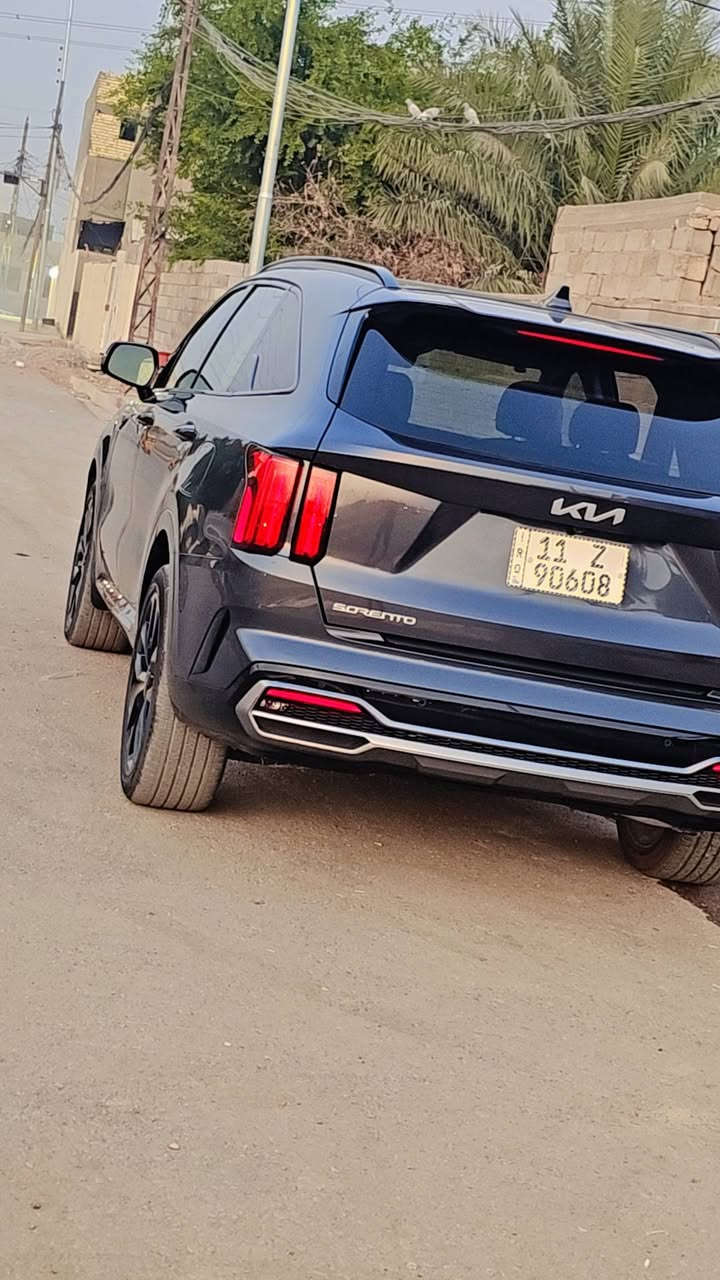 سورنتو موديل ٢٣رقم بغداد بسمي 
فول مواصفات
فتحه سقف
رادار خلفي وامامي
كشنات جلد
كشن منفصل  
فول مواصفات للأخير 
بيهه ٤قطع صبغ شخوط بدون دواخل بدون تبديل
ليبل واحد سياره جديده ماشيه ٣٧الف مكانهه بغداد جسر ديالى القديم ***********
سعر 235 ورقه بيهه مجال
