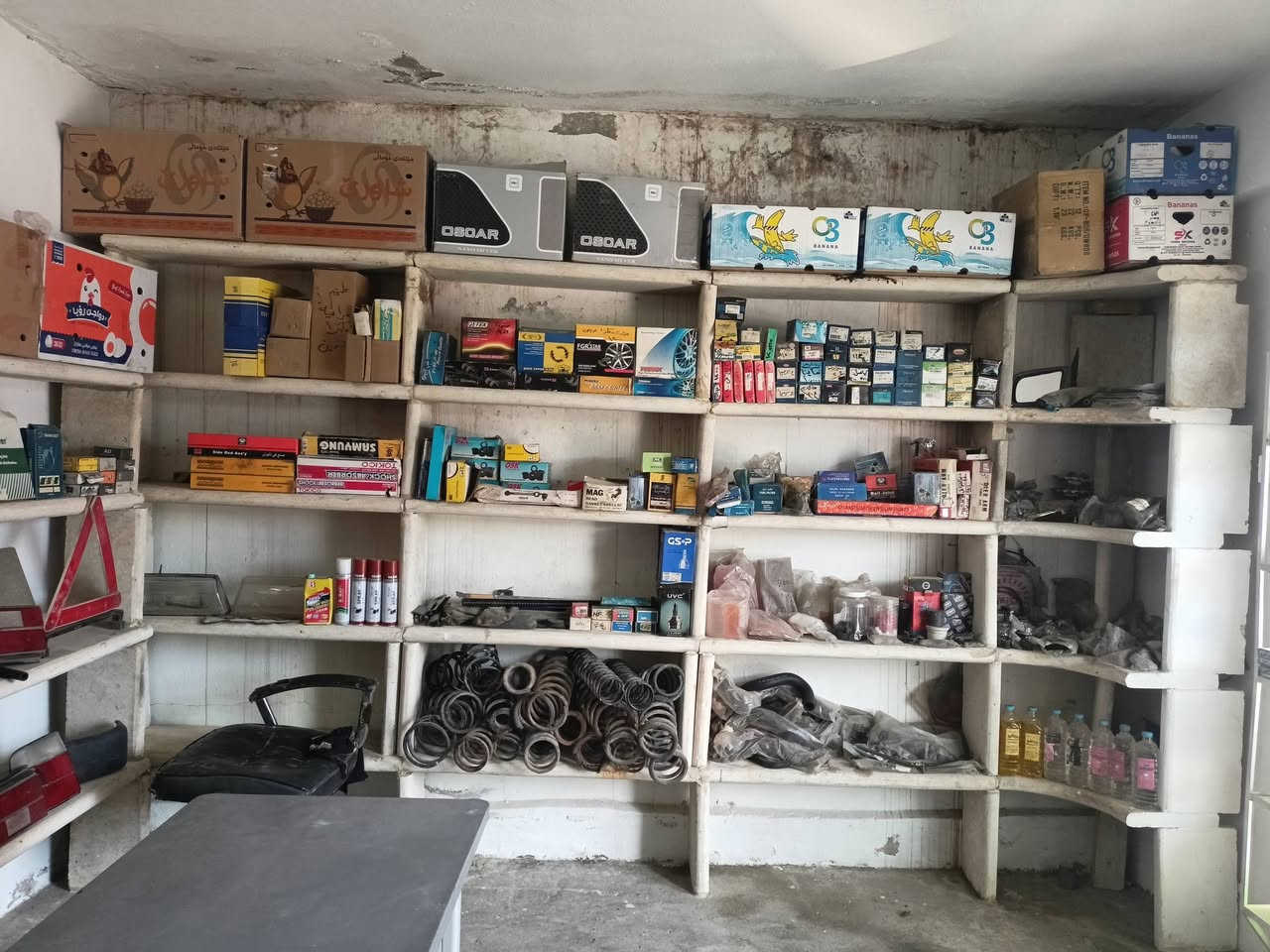 محل ادوات احتياطيه للبيع هوا او غراضو كامل في صناعت الكرامه الرقم ***********
