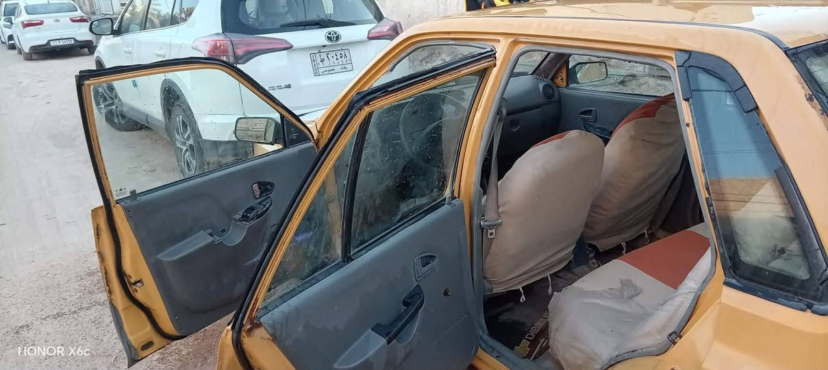 السلام عليكم سايبه للبيع موديل 12 سياره مستحقه ماكينه حداديه جديده جير جديد هيا عليها 350 غرامه 100 ثانويه نافذه 2023 السعر 9 وبيها مجال التواصل على هذا الرقم***********.***********
