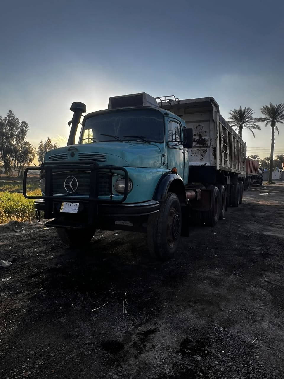 السلام عليكم لبيع اقجم موديل 1982مجموعه 18كير 111محرك عادي السياره مكفوله كفاله عامه لبيع راس وعربانه.    رقم الهاتف ***********.       ***********.                       ***********
