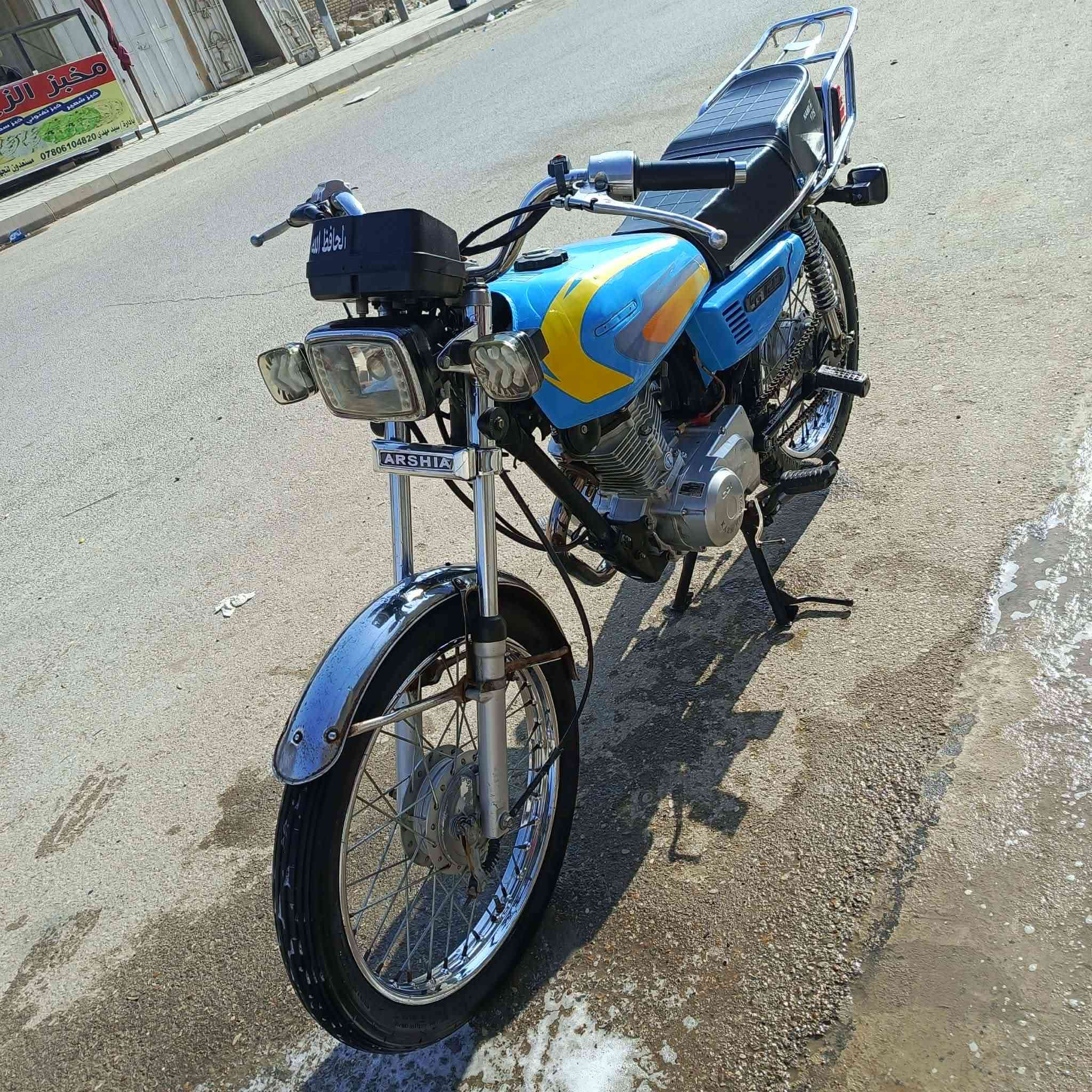 4 كير موديل 21 الدراجه نظيفه شوفت عينك مكينه خير من الله كلشي ماغوزها بس باتري كهربائيات كلها شغاله اوراق عنوانها كوت الفلاحيه معروضه ب600 وبيها مجال  
***********
