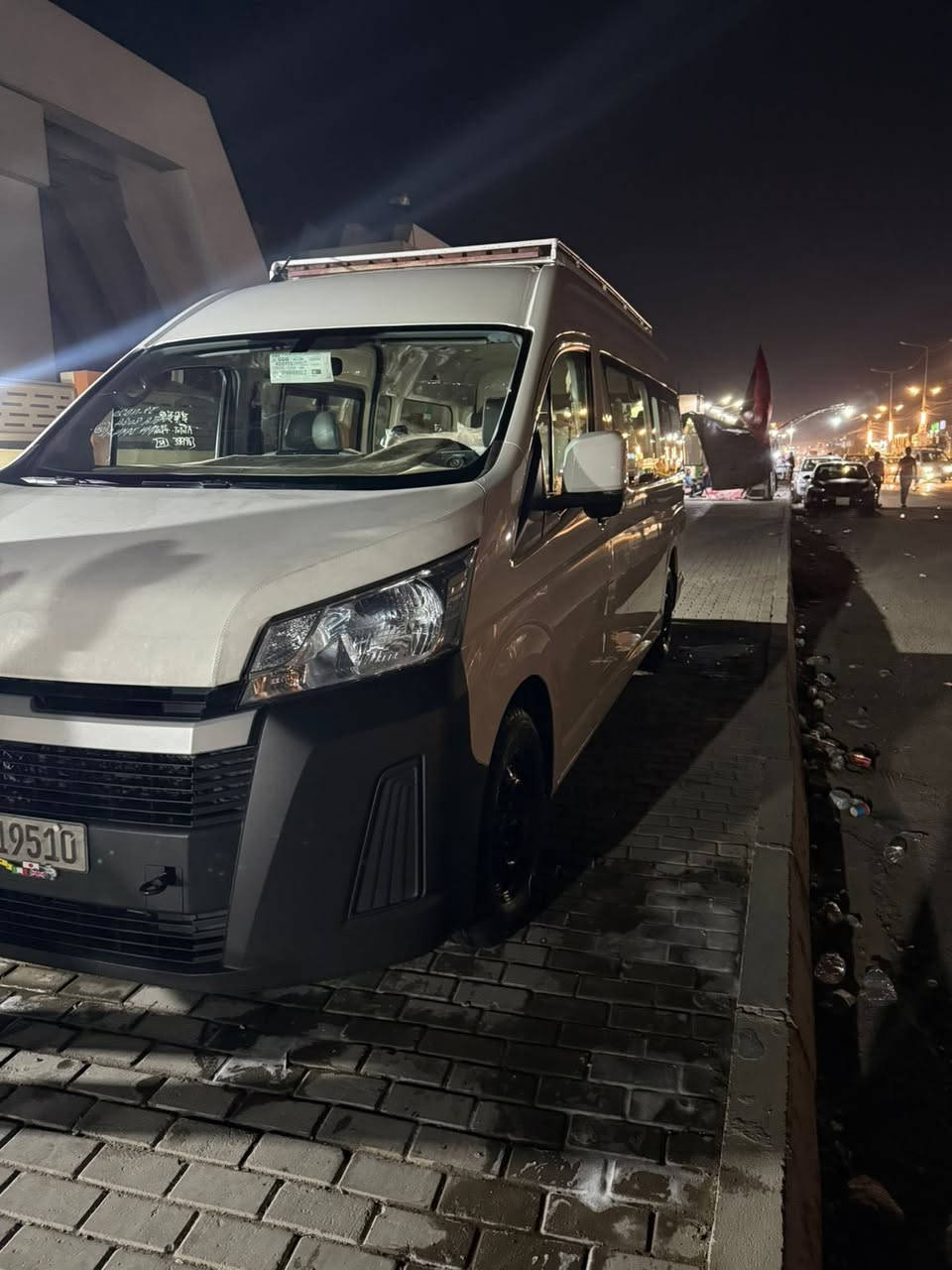 هايسه مديل 24 رقم سليمانيه سنويه بسمي
سياره مكفوله كفاله عامه ما عدااا بارد بسيط 
دوشمه /وسيبايه/  ودرع خلفي / بنكات اضافيه
15 نفر نص فول 

*********** ماشيه 160
