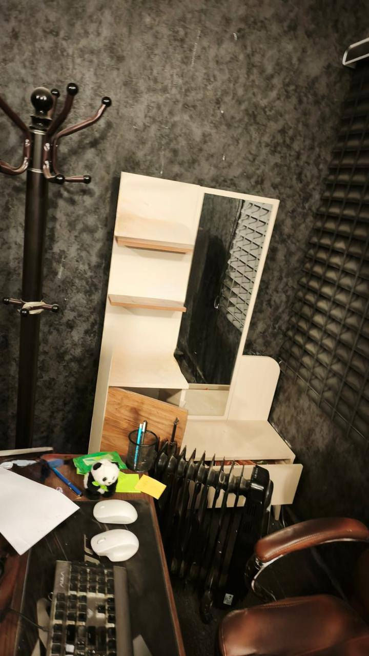 غرفة نوم تركي
مكانها البصرة حي الاصدقاء ،، تواصل ع الخاص او واتساب ***********

#اثاث #تركي #اخشاب #بصرة #غرفة
