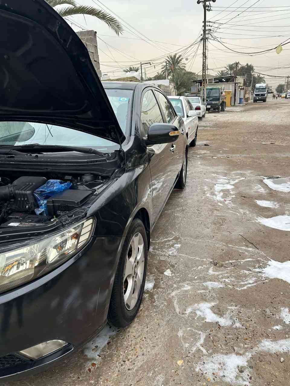 السلام وعليكم
لبيع سيراتوو 2011
السياره خليجي بصمه 🫆
اليساره خير من الله كير ومحرك جديد
تبريد ❄️ثلج 
تخم تايرجديد 
صدرالسياره خير من الله 
السياره كفاله عامه 
عده الجراد بيه موضح بل الصور 
السعر 78وبيه مجال بسيط 
ملاحضه مامتواجد على النت 
اي استفسار اتصل *********** ابو مؤمل
