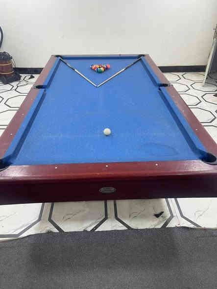 مرحبا ميز بليارد (ويركا).للبيع
كامل ملحقاته نضافه شوف العين كدامك
استعمال شخصي. مو مالت كوفي
*كيوبات عدد2
السعر 500
مكاني البصره 
***********

