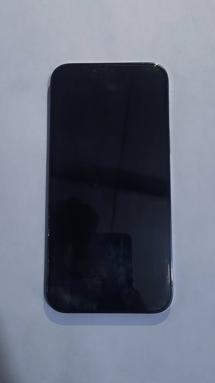 السلام عليكم شباب ايفون 13 برو ماكس نظافة 98‎%‎
ذاكرة 512 
بطارية 95 مرفوعة 
الجهاز امريكي 
الجهاز ابلادي فقط ابدل شاشة مال تفصيخ وين متريد تفحصها افحصها اذا واحد كلك هاي مو مال تفصيخ فلوسك مرجوعة 
للاستفسار مراسلة الصفحة 
او واتساب ***********
محتاج فلوس قسط مال جامعة و اريد ابيعة
