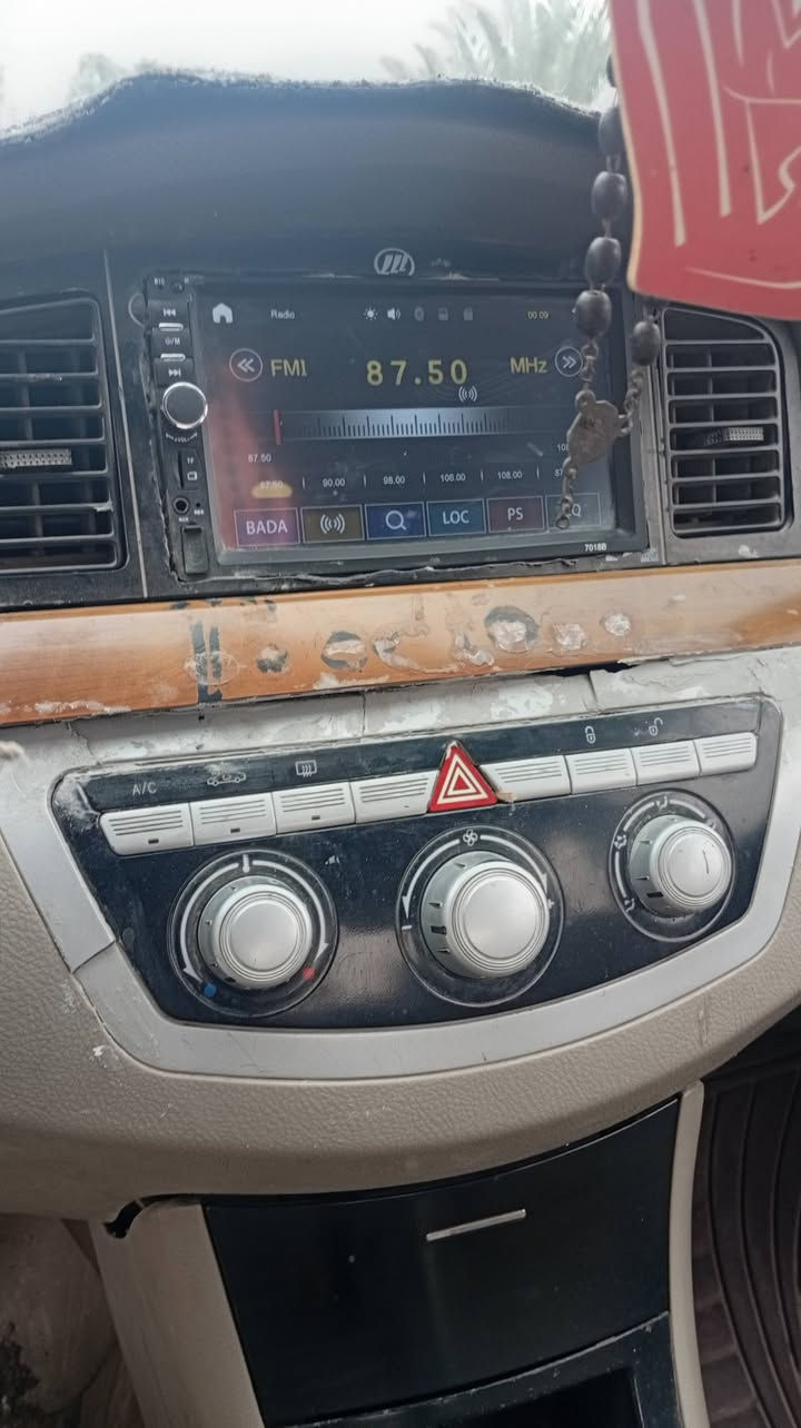 سلام عليكم ورحمه الله وبركاته اخواني عندي سياره للبيع ليفان موديل 2013 رقم ذي قار خصوصي نسبه الكهربائية 100 % كلشي شغال مكينه كورله رقم الهاتف ***********#
