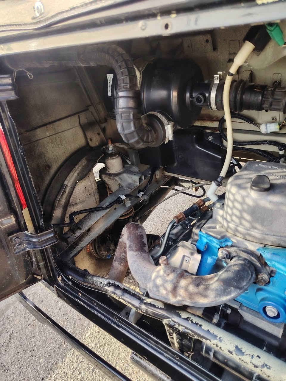 سلام عليكم دراجة للبيع ٢٢ كفالة عامة رقم كربلاء بأسمي رقم انكليزي بيهة بارد اصبعين تكتك مناقصهة اي شي مرتبة كلهة سعر ٩٧٥٠ وبيه مجال ***********
