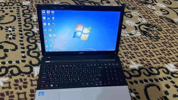 السلام عليكم
لابتوب نوع ايسر للبيع
السعر 150وبي مجال 

يتوفر واتساب  ***********
