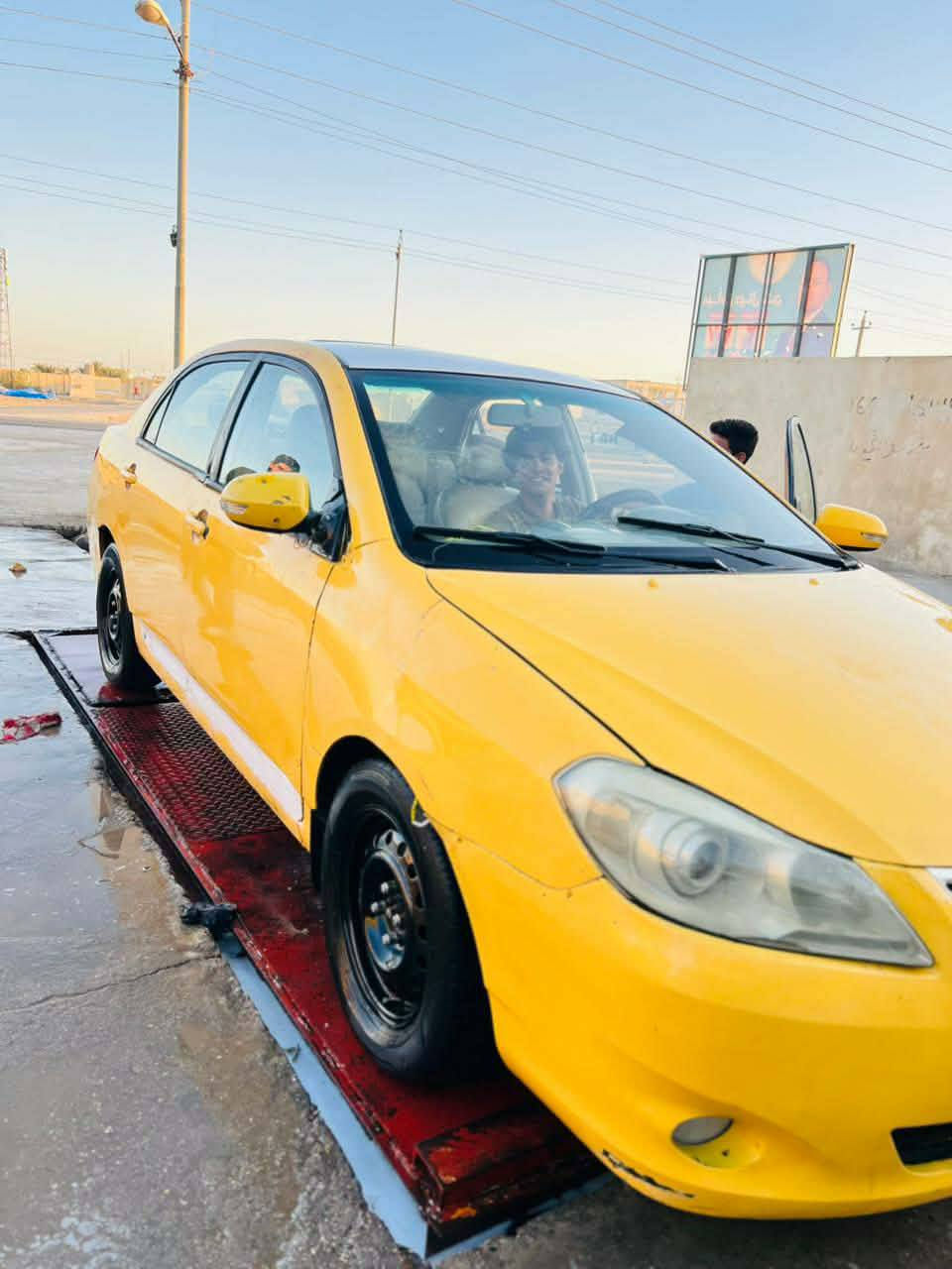 🔥 للبيع السريع – بي واي دي موديل 2014 🔥
سيارة مرتبة ومناسبة للاستخدام اليومي 👍
✔️ كير ومكينة مكفولات
✔️ السيارة بيها عطل كهربائي (واضح وصريح)
✔️ السيارة حالياً طافية
✔️ السنوية ساقطة من 2021
📍 الموقع: البصرة – الدير النصر
💰 السعر: 27 وقابل للتفاوض للجادين
📞 فرصة للي يدور سيارة بسعر مناسب ويصلحها على كيفه


**إذا كنت صاحب هذا الإعلان وتريد حذفه لأي سبب، رجاءا أرسل رسالة إلى الدعم الفني**