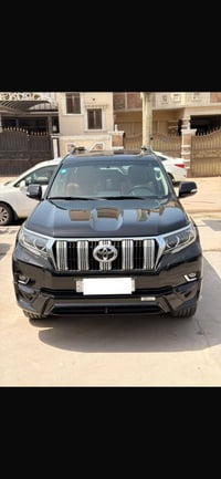 برادو 2022 مكفولة TXS ماشية ٧٠ ب اسمي خليجية فول موصفات  سبعينية مكان ...