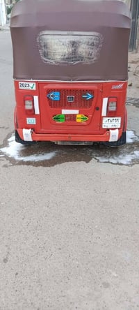 تكاتك ٢٢ مكفوله كفاله عامه السعر ٦ونص ٠٧٧١١٢٧١٧٠٦ المكان بغداد