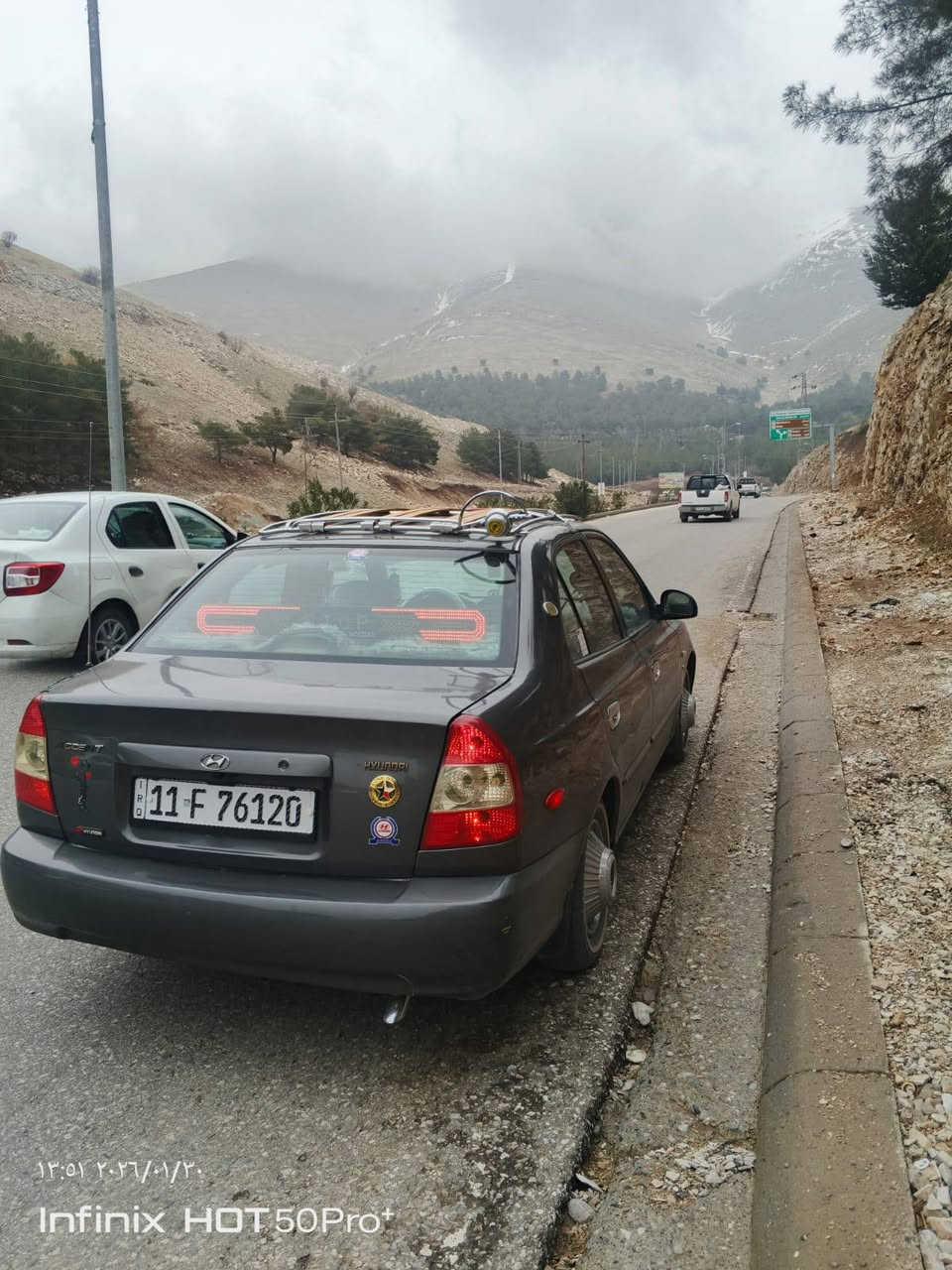 اكسنت فيرنه  وارد امريكي كيرواتماتيك  مكينه جديده1600 موديل 2002 سنويه جديده بسمي هزه جديده السعر 63 
تدفه تبريد كله شغالة كهربائيات كله شغالة  
نظيفه كلش معنه الكلمه مصبوغة جماليه فقط 
سياره كاملة كل نقص مابيه تخم تاير باتري جديد 
ترايك وين ما يعجبك شاشه كامره منضومه زنون 
سستم صوت رقم الهاتف *********** 
مكلف بل نشر هذا رقم صاحب السياره👆
