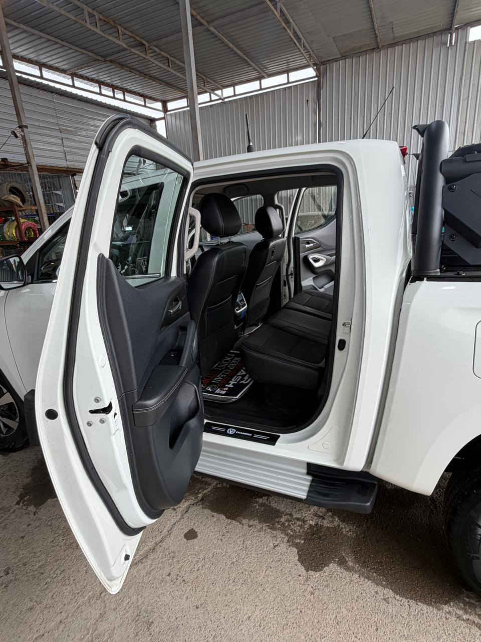 شانجان هانتر موديل ٢٠٢٣ كفاله عامه ماشيه ٥٥ الف السعر ٢٦ مليون وبيه مجال للتواصل ***********
