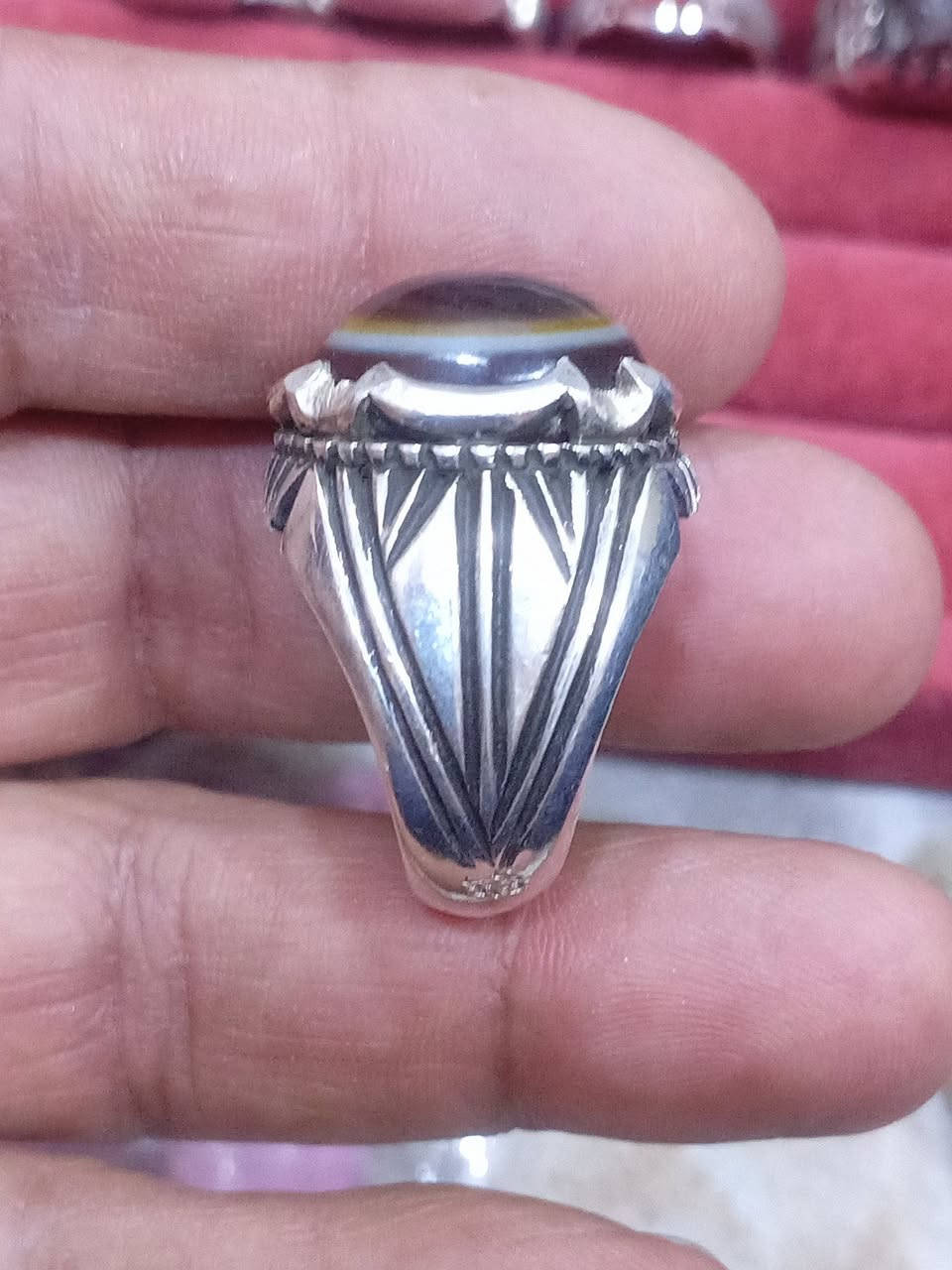 جزع يماني قديم من ارض اليمن مشروط
صياغة الستاذ احمد ابو جون


**إذا كنت صاحب هذا الإعلان وتريد حذفه لأي سبب، رجاءا أرسل رسالة إلى الدعم الفني**