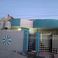 حي عدن الجانب الأيسر • ٢٠٠م • سند باسمي