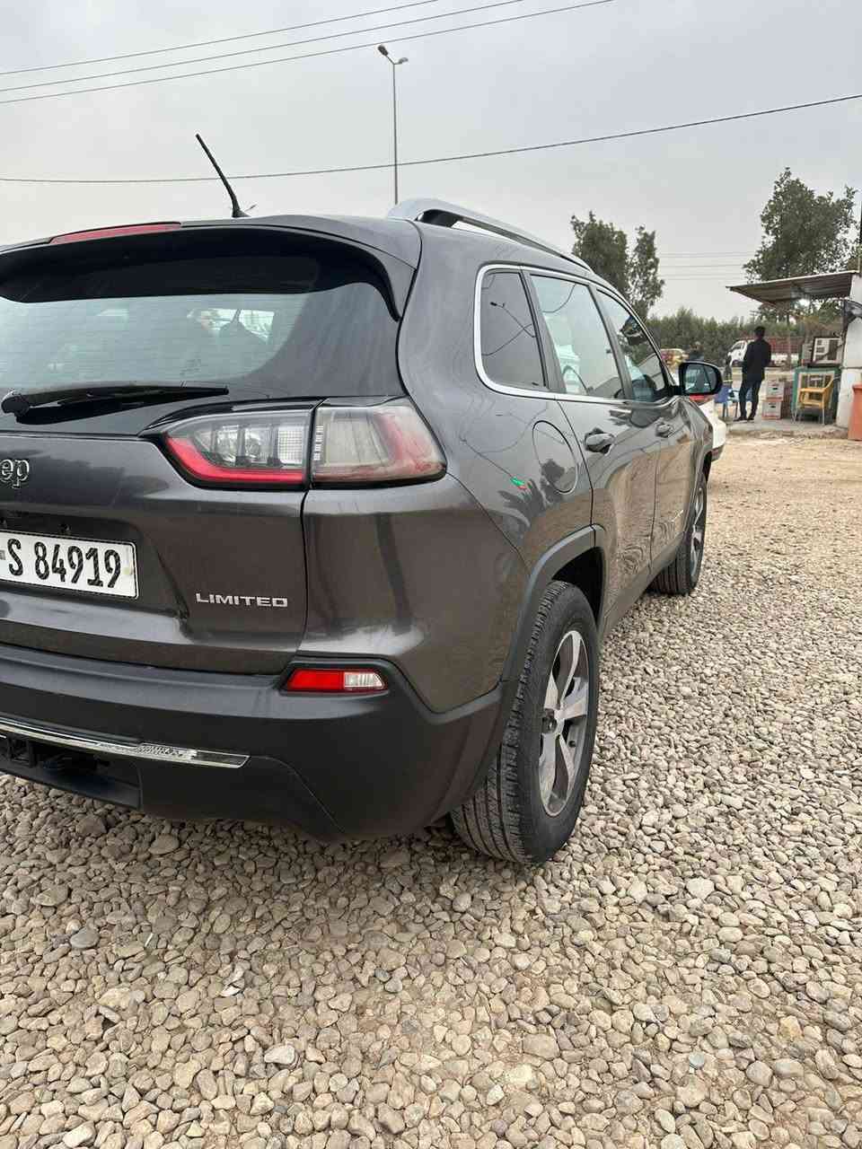 جيب شيروكي موديل 21 رقم بغداد الإنكليزي تحويل مباشر مكينه ٤ سوبر تيربو صاروخ نشاط فوول بدون فتح سياره فوول مواصفات للأخير بنوراما طكتين بصمه بصمه أبواب ترحيب صندوق كهرباء شفط تحكم ستيرن جهتين اشاير بلمرئ سايد بريك دكمه سياره جديده وضع الشركه ماشيه ٧٠ الف بيهة جاملغ خلفي ايمن فقط السعر 161 وبيهة مجال مكاني واسط ***********
