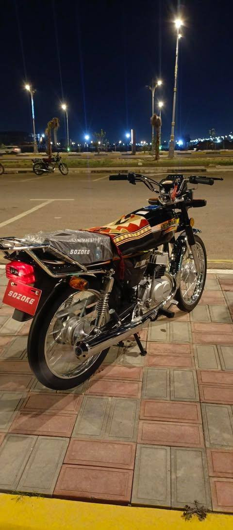 السلام عليكم للبيع دراجه سازوكي لون اسود موديل 2025طالعه بل 2026 مكاني كربلاء حي العامل الشراي يجي خاص


**إذا كنت صاحب هذا الإعلان وتريد حذفه لأي سبب، رجاءا أرسل رسالة إلى الدعم الفني**