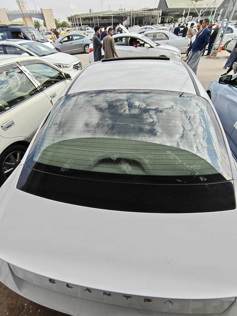 السلام عليكم
هيونداي النترا 2023 للبيع فقط
بانزين
رقم اربيل الجديد تحويل مباشر او وكالة
ماشية 52 الف فقط
مكفولة من الصبغ والتبديل

المواصفات
فتحة سقف
تبريد خلفي
3 انظمة قيادة (سبورت وايكو وعادي)
ويل كب 
شاشة وكاميرا
 تحكم ستيرن

للاستفسار
***********
مكان سيارة النجف الاشرف
