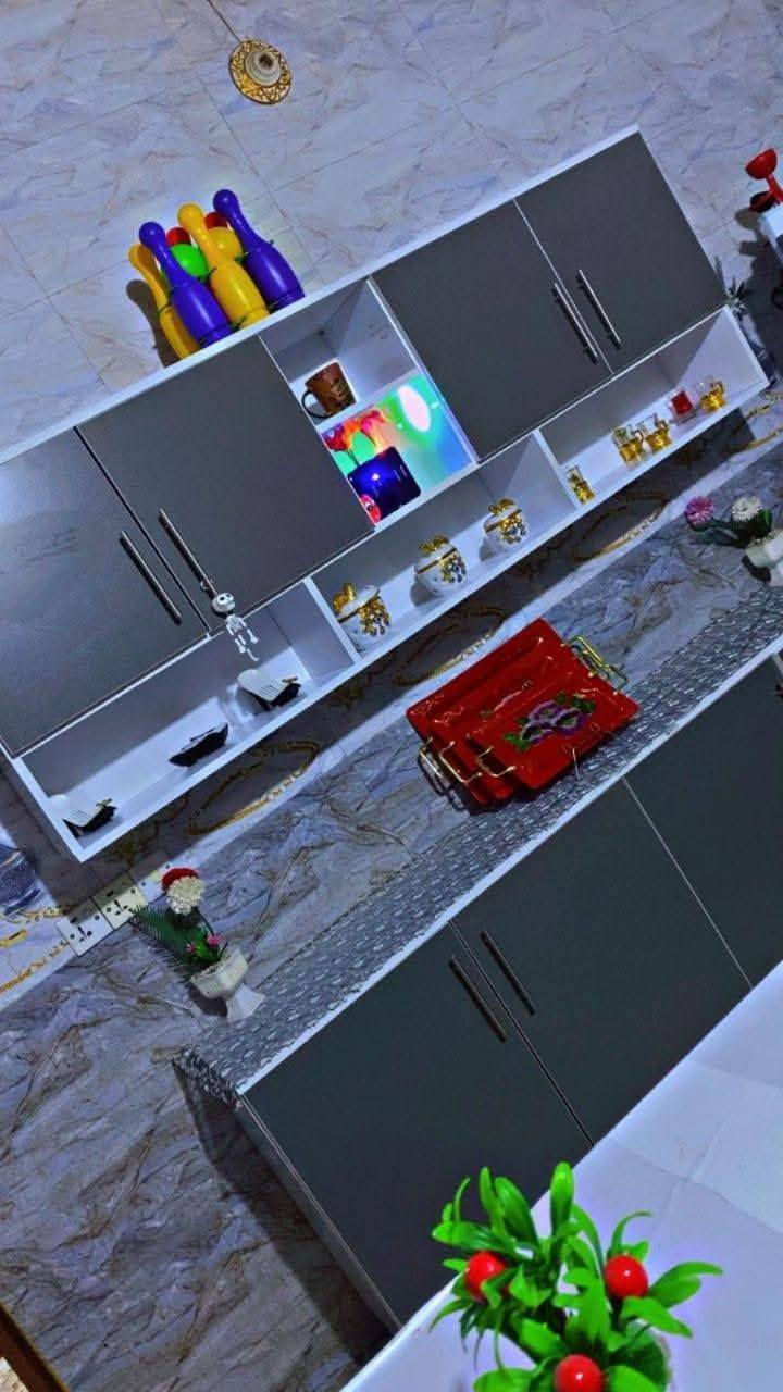 لكاونتر MDF خشب مترين ارضي وملحق مع سنك متر و20 مرمر . السعر 250 الف

لحجز  والاستفسار مراسلة الصفحة

 او التواصل واتساب ***********
