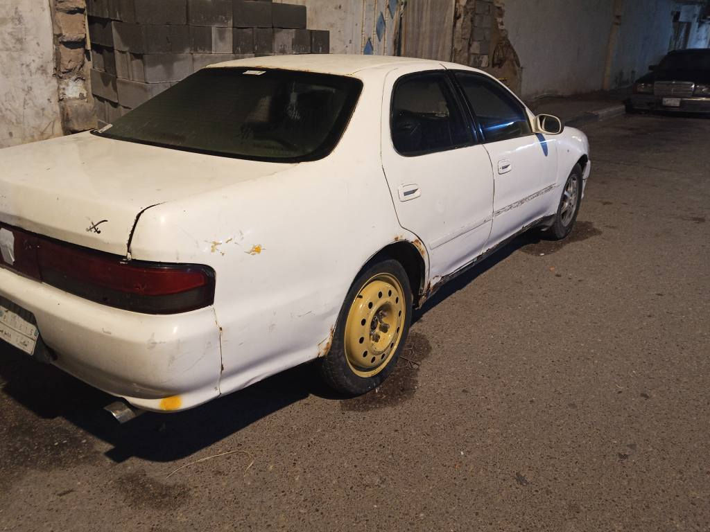 السلام عليكم سياره البيع الموديل 1992مكينه خبطه بيه كززكيت كير خير من الله كهربائية تبري شقال حداده حلوه سنويه مامتهيه القايت 29راعيه وجود سيارة نقل جثه تكفلك بل صولياته العلوان البصرة حي المهندسين الغبله السعر 22 وبيها مجال قليل رقم الهاتف *********** البصرة, العراق
