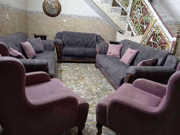 السلام عليكم 
تخم 10 مقاعد تركي نضيف كلش لا كسر بي ولا مصلح السعر 550 وبي مجال العنوان البلديات ***********
