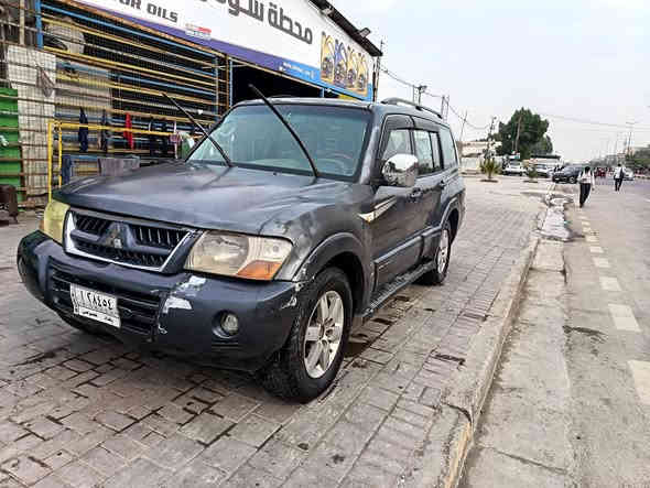 السلام عليكم باجيرو ٢٠٠٥ للبيع سريع سياره كامله مكمله كهربائيات كير حداديه باتري تخم تاير جواها داخلها نضيف سياره بس مكينه خيط تبخير سياره بسمنه تحويل ثاني يووم سعر 75$شوف المنشور وقرا زين يالله تتصل *********** بغداد الشعب حي البساتين
